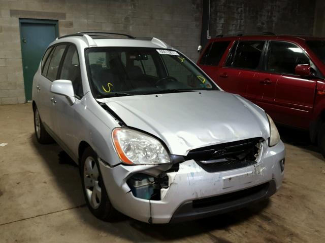 KNAFG526877091716 - 2007 KIA RONDO LX SILVER photo 1