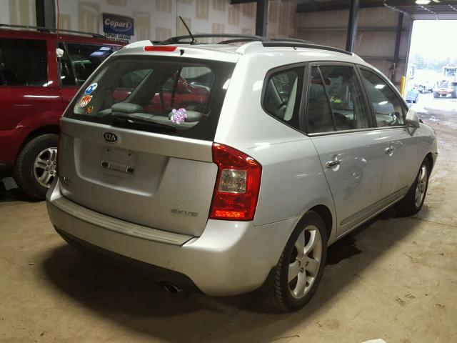 KNAFG526877091716 - 2007 KIA RONDO LX SILVER photo 4