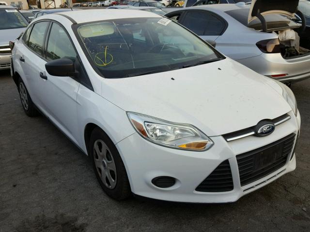 1FAHP3E22CL250892 - 2012 FORD FOCUS S WHITE photo 1