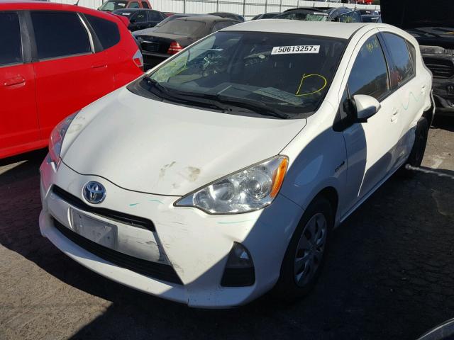 JTDKDTB39E1072225 - 2014 TOYOTA PRIUS C WHITE photo 2