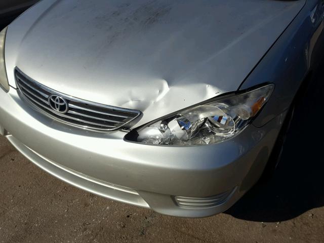 4T1BE32K85U558121 - 2005 TOYOTA CAMRY LE SILVER photo 9