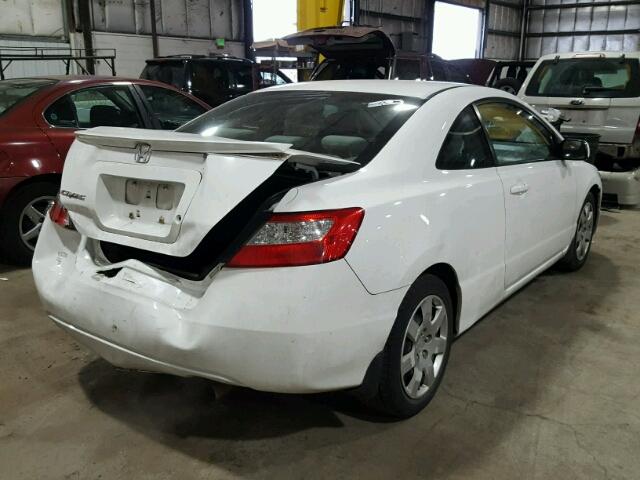 2HGFG11689H506166 - 2009 HONDA CIVIC LX WHITE photo 4