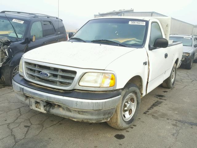 1FTRF17272NB81834 - 2002 FORD F150 WHITE photo 2