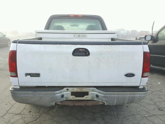 1FTRF17272NB81834 - 2002 FORD F150 WHITE photo 6