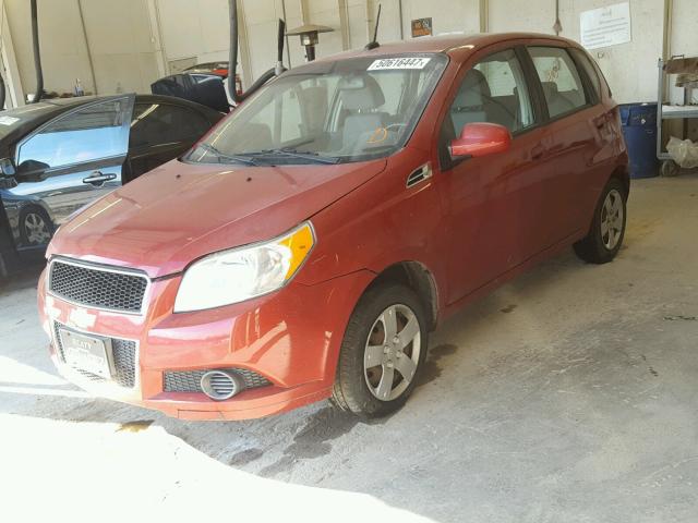 KL1TD6DE6BB190430 - 2011 CHEVROLET AVEO LS MAROON photo 2