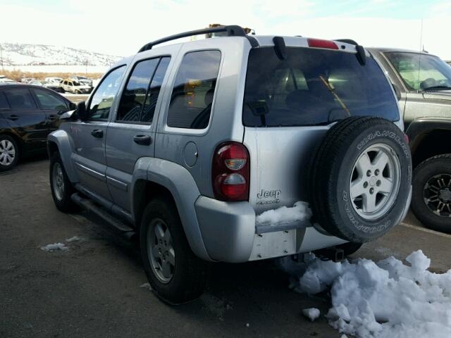 1J4GL48K46W214329 - 2006 JEEP LIBERTY SP SILVER photo 3