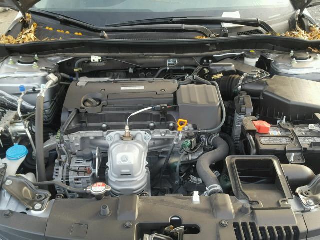 1HGCR2F36HA067225 - 2017 HONDA ACCORD LX GRAY photo 7