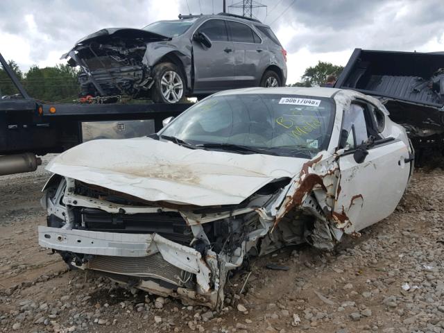 JF1ZNAA1XD1714794 - 2013 TOYOTA SCION FR-S WHITE photo 2