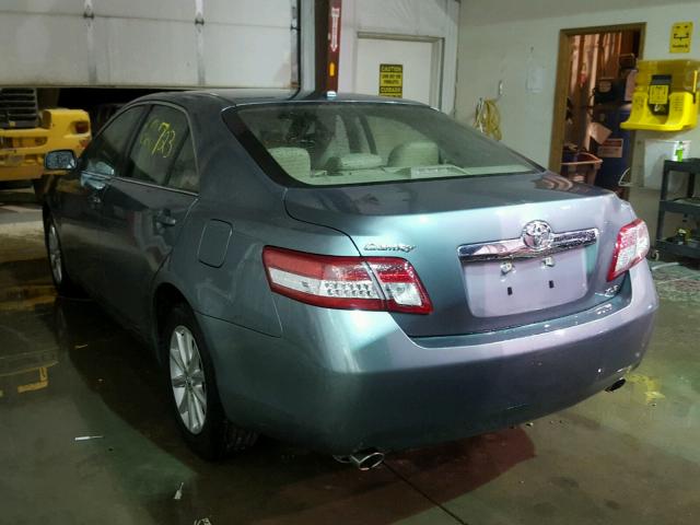 4T1BK3EK9BU629469 - 2011 TOYOTA CAMRY SE GREEN photo 3