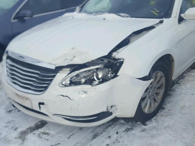 1C3CCBBB2DN584848 - 2013 CHRYSLER 200 TOURIN WHITE photo 9