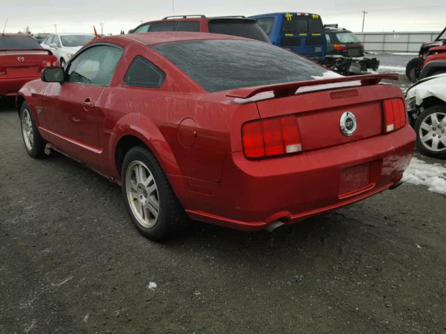 1ZVHT82H555108701 - 2005 FORD MUSTANG GT RED photo 3