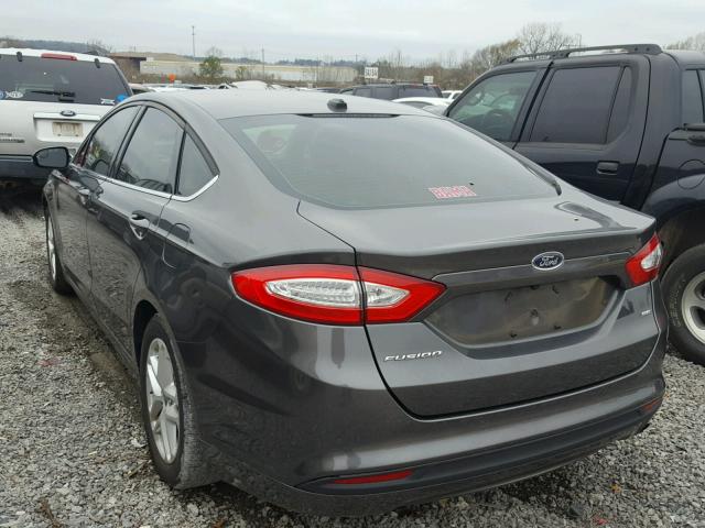 3FA6P0H7XGR291422 - 2016 FORD FUSION SE GRAY photo 3