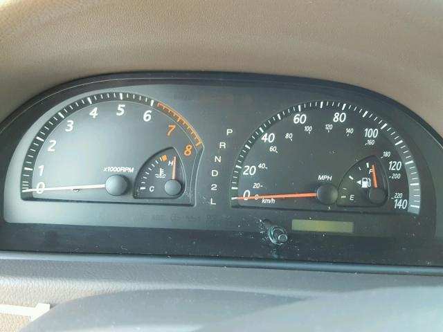 JTDBE30K020072090 - 2002 TOYOTA CAMRY LE ვერცხლისფერი ფოტო 8