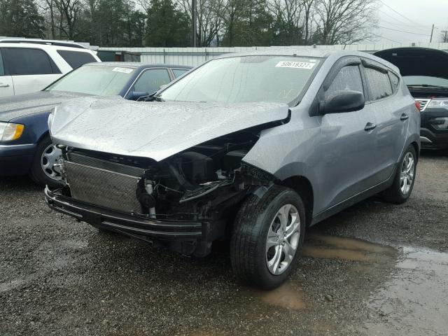 KM8JT3AB2BU299088 - 2011 HYUNDAI TUCSON GL GRAY photo 2