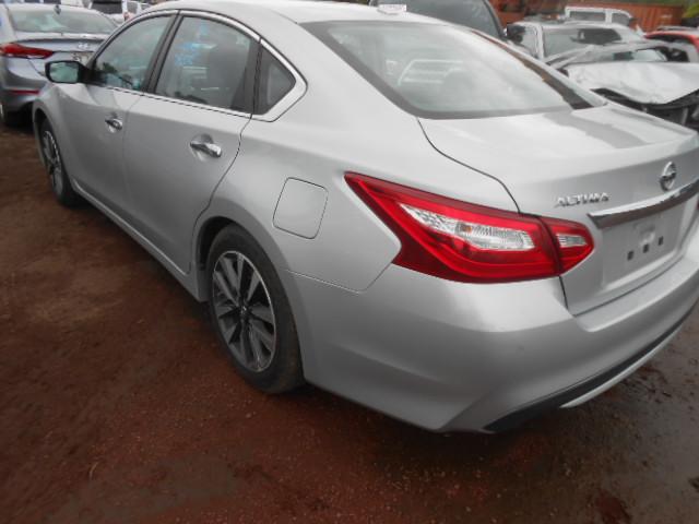 1N4AL3AP6HC140868 - 2017 NISSAN ALTIMA 2.5 SILVER photo 3