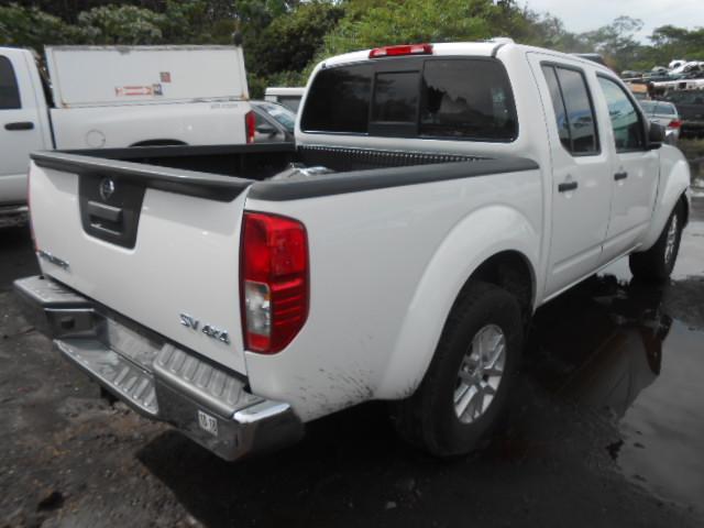 1N6AD0EV1GN790321 - 2016 NISSAN FRONTIER S WHITE photo 4