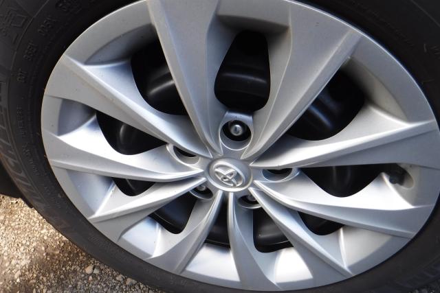 4T1BF1FK9HU342620 - 2017 TOYOTA CAMRY LE ნაცრისფერი ფოტო 9