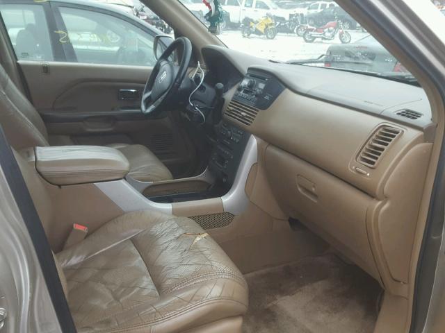 2HKYF18595H572265 - 2005 HONDA PILOT EXL GOLD photo 5