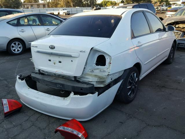 KNAFE222895664291 - 2009 KIA SPECTRA EX WHITE photo 4