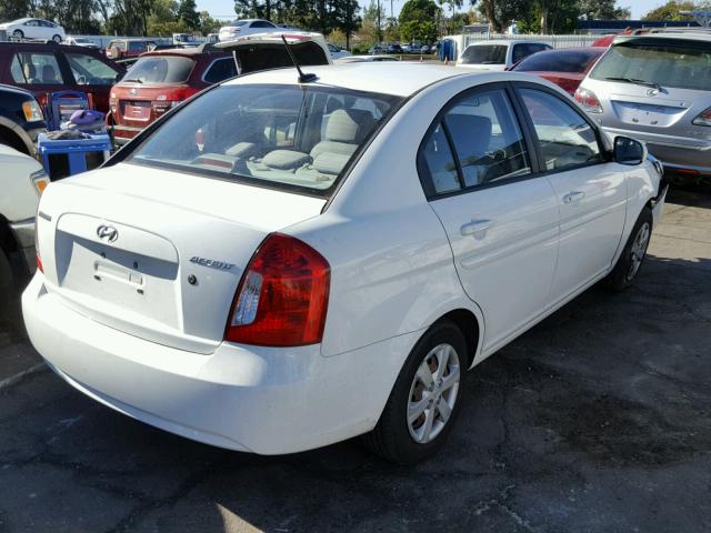 KMHCN4AC3BU607225 - 2011 HYUNDAI ACCENT GLS WHITE photo 4