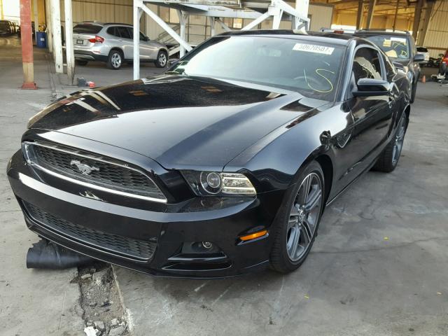 1ZVBP8AM2E5247743 - 2014 FORD MUSTANG BLACK photo 2