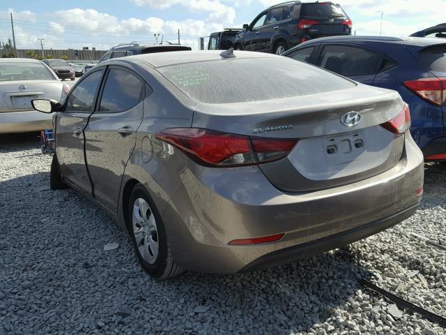 5NPDH4AE2GH743736 - 2016 HYUNDAI ELANTRA SE BROWN photo 3