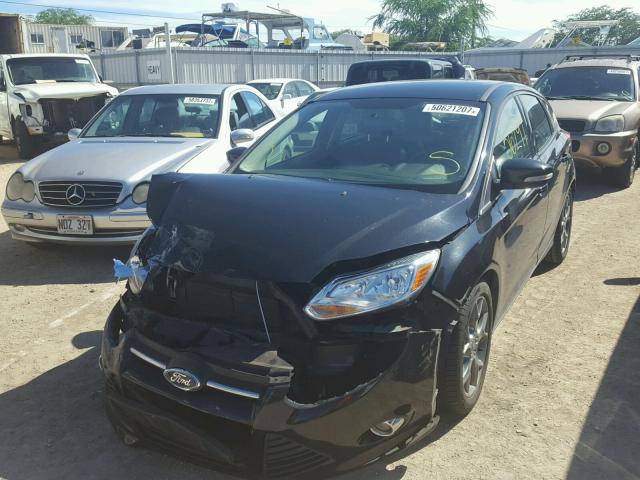 1FADP3K28EL455283 - 2014 FORD FOCUS SE CHARCOAL photo 2