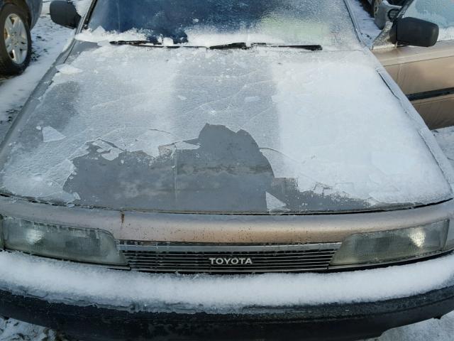 JT2SV21W2J0178236 - 1988 TOYOTA CAMRY DLX BROWN photo 7