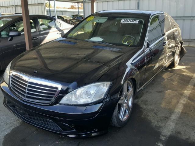 WDDNG71X28A161113 - 2008 MERCEDES-BENZ S 550 BLACK photo 2