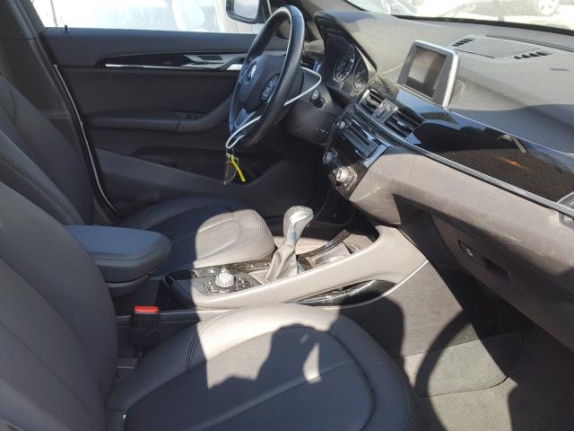 WBXHT3C39G5E55594 - 2016 BMW X1 XDRIVE2 WHITE photo 5