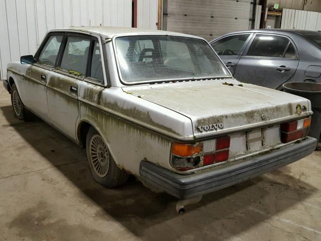 YV1AX8848F1095295 - 1985 VOLVO 244 DL SILVER photo 3