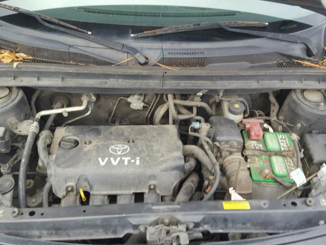 JTLKT324340155296 - 2004 TOYOTA SCION XB BLACK photo 7