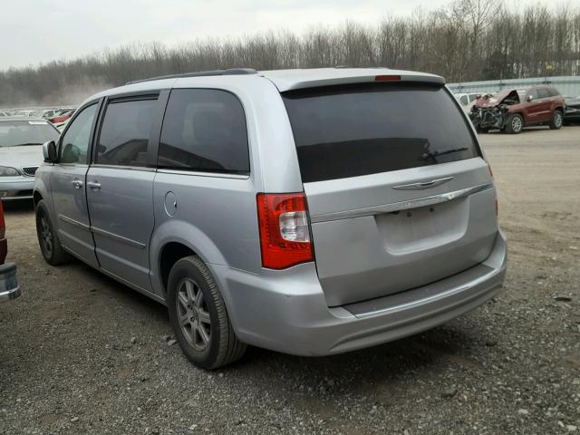 2C4RC1BG4CR330717 - 2012 CHRYSLER TOWN & COU SILVER photo 3