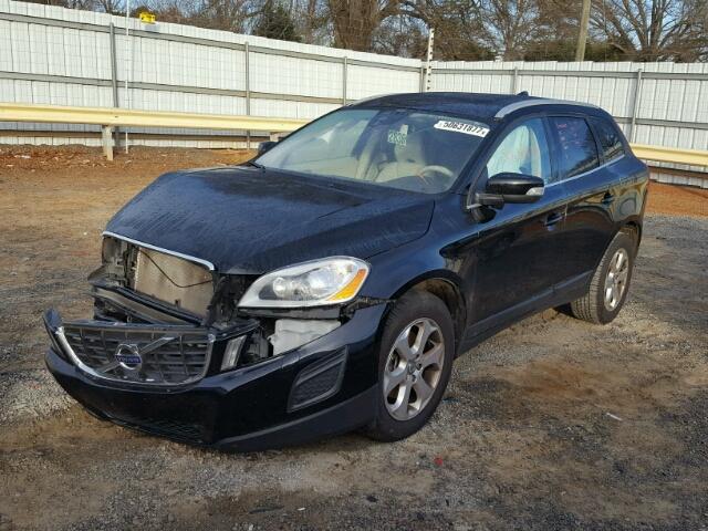 YV4952DL3D2385439 - 2013 VOLVO XC60 3.2 BLACK photo 2