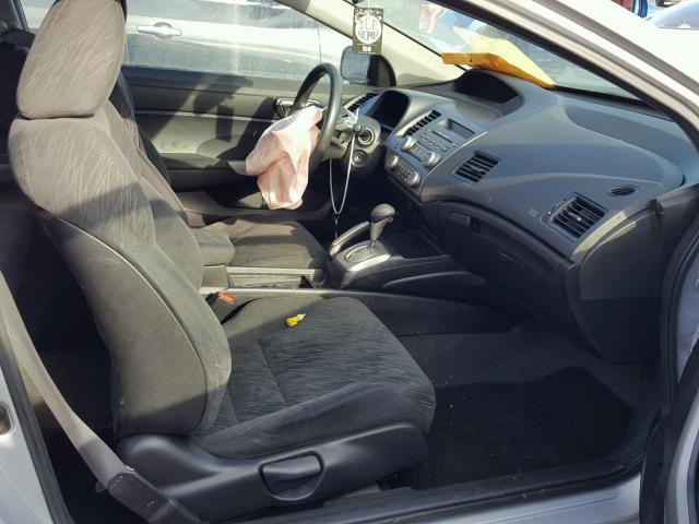 2HGFG12828H573389 - 2008 HONDA CIVIC EX Gümüş foto 5