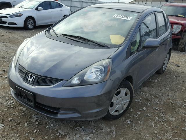 JHMGE8H31DC006809 - 2013 HONDA FIT GRAY photo 2