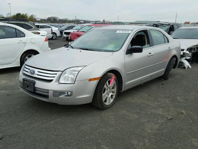 3FAHP081X7R251099 - 2007 FORD FUSION SEL SILVER photo 2