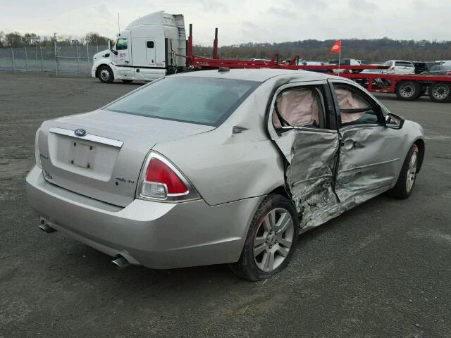 3FAHP081X7R251099 - 2007 FORD FUSION SEL SILVER photo 4