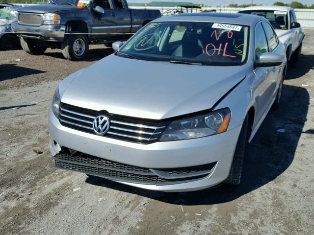 1VWBP7A30CC103506 - 2012 VOLKSWAGEN PASSAT SE GRAY photo 2