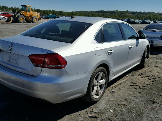 1VWBP7A30CC103506 - 2012 VOLKSWAGEN PASSAT SE GRAY photo 4