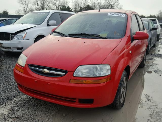 KL1TD56636B529473 - 2006 CHEVROLET AVEO BASE RED photo 2