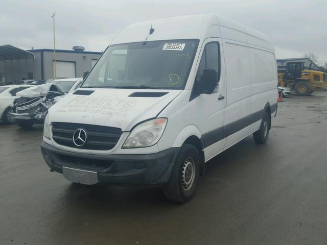 WD3PE8CC0C5673909 - 2012 MERCEDES-BENZ SPRINTER 2 WHITE photo 2