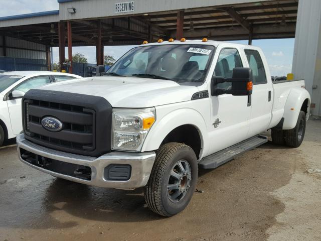 1FT8W3DT1BEB38370 - 2011 FORD F350 SUPER WHITE photo 2