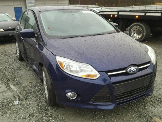 1FAHP3K21CL130070 - 2012 FORD FOCUS SE BLUE photo 1