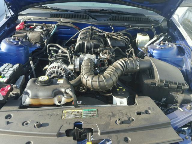 1ZVHT80N755259953 - 2005 FORD MUSTANG BLUE photo 7