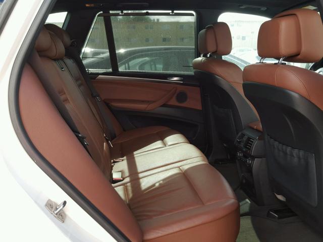 5UXZV4C59BL412750 - 2011 BMW X5 XDRIVE3 თეთრი ფოტო 6