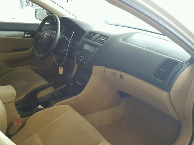 1HGCM72585A021992 - 2005 HONDA ACCORD LX WHITE photo 5