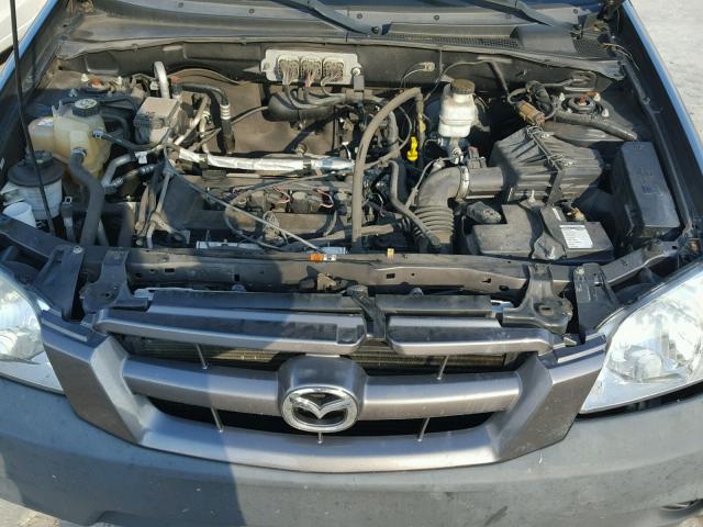 4F2YZ92Z46KM21144 - 2006 MAZDA TRIBUTE I GRAY photo 7