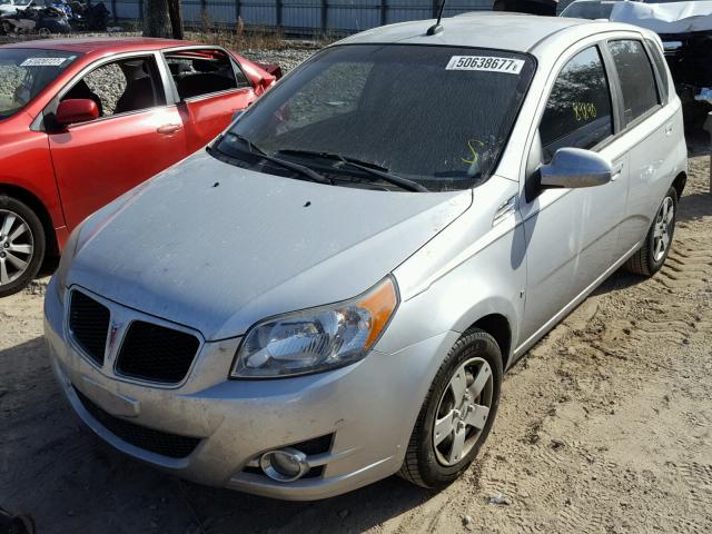 KL2TD66E79B655011 - 2009 PONTIAC G3 SILVER photo 2