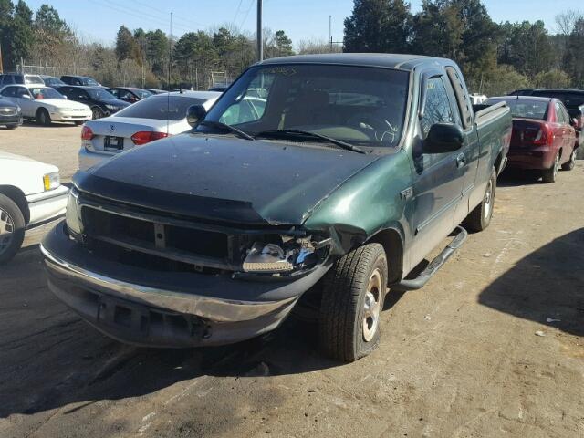 1FTRX17242NA47117 - 2002 FORD F150 GREEN photo 2